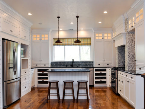 shaker kitchen cabinets